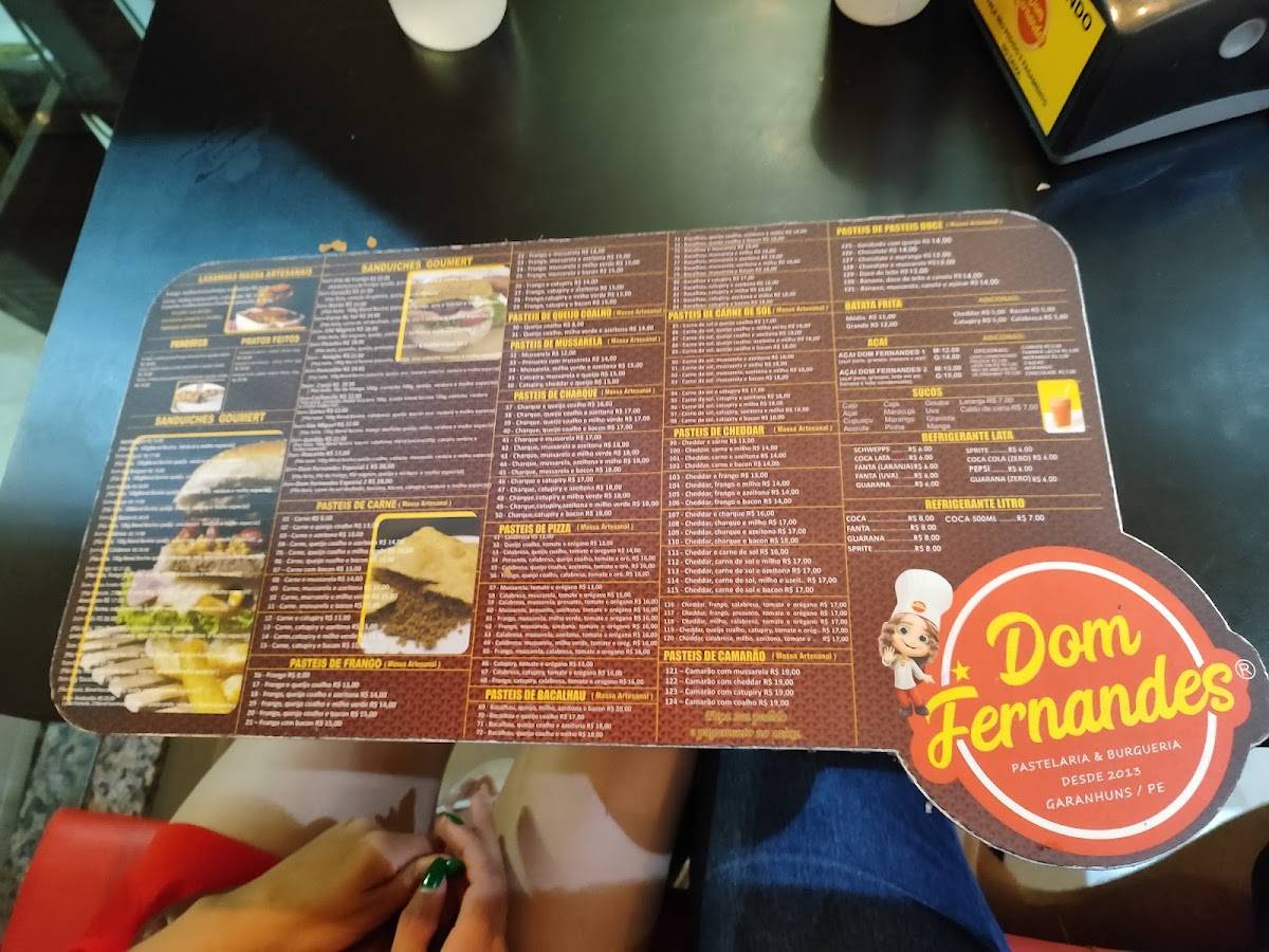 Dom Fernandes Pastelaria cardápio