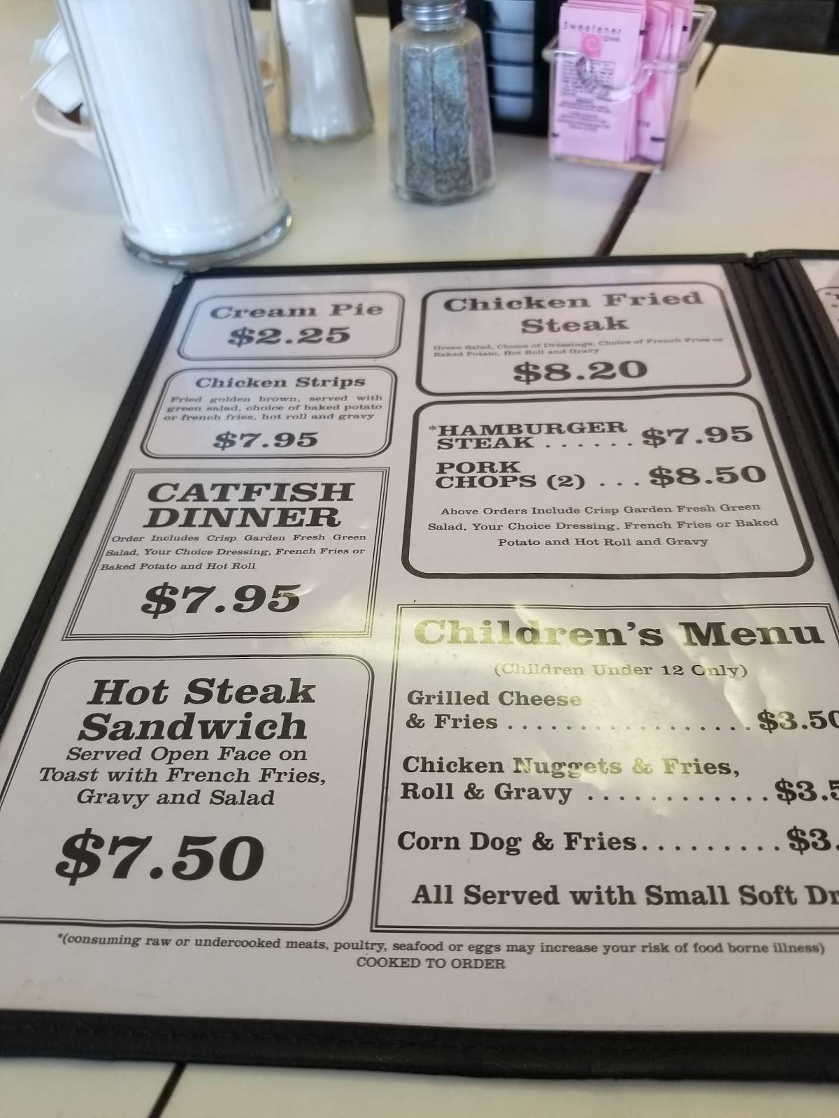 Menu At Dixie Pig Restaurant, Abilene, Butternut St