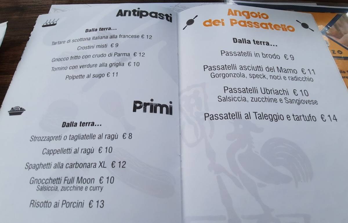 Menu di Full Moon 