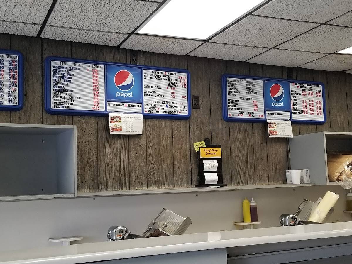 Menu at Franklin Giant Grinder Shop pizzeria, Hartford