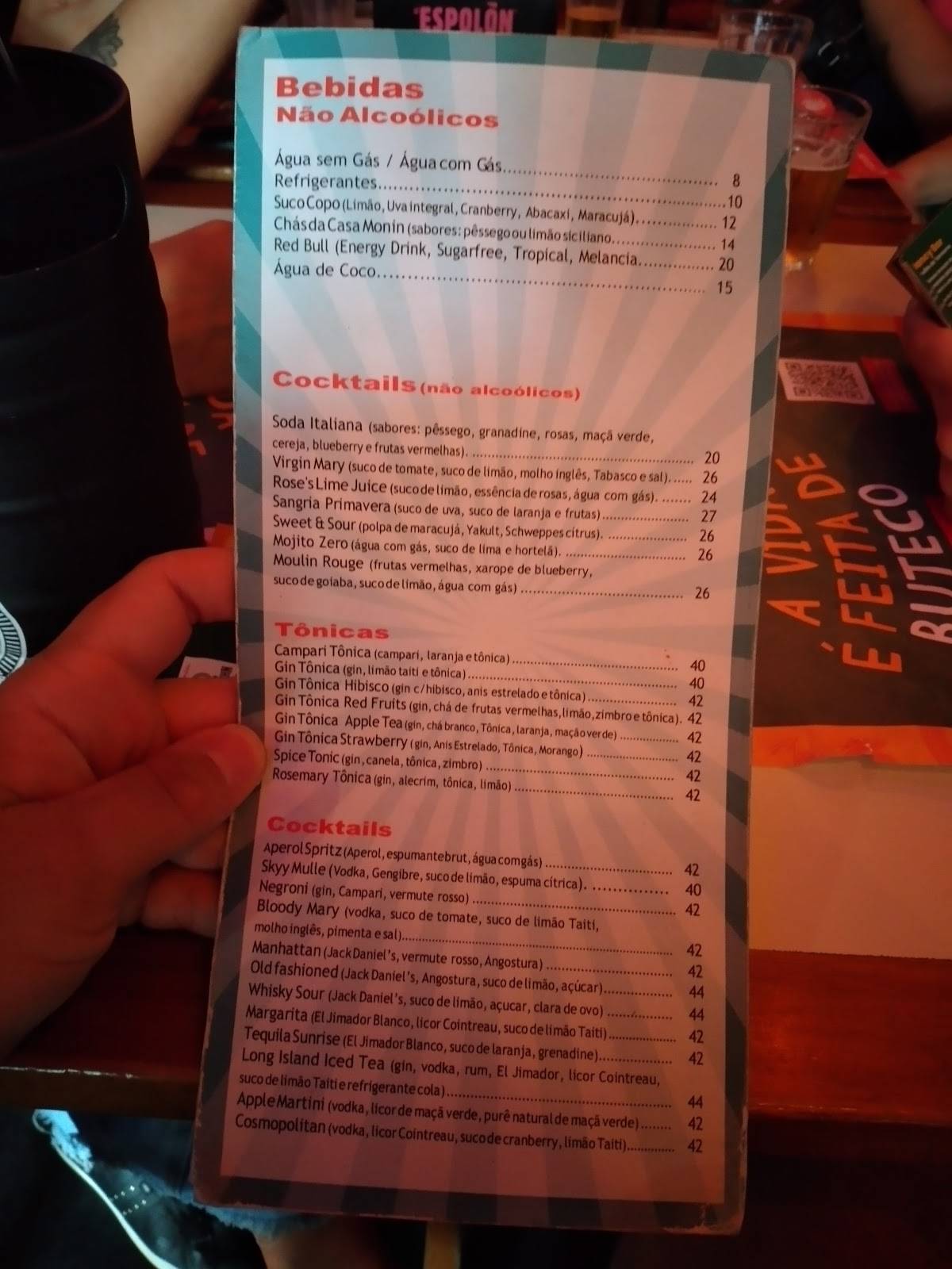 Cecília Embriagada cardápio