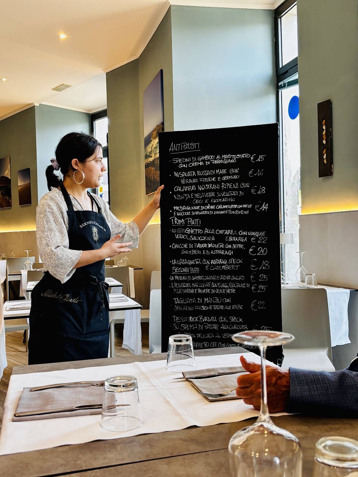Menu di Luna Restaurant 