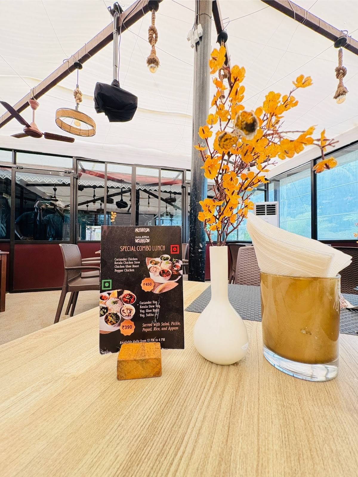 Zoe's Galeria menu