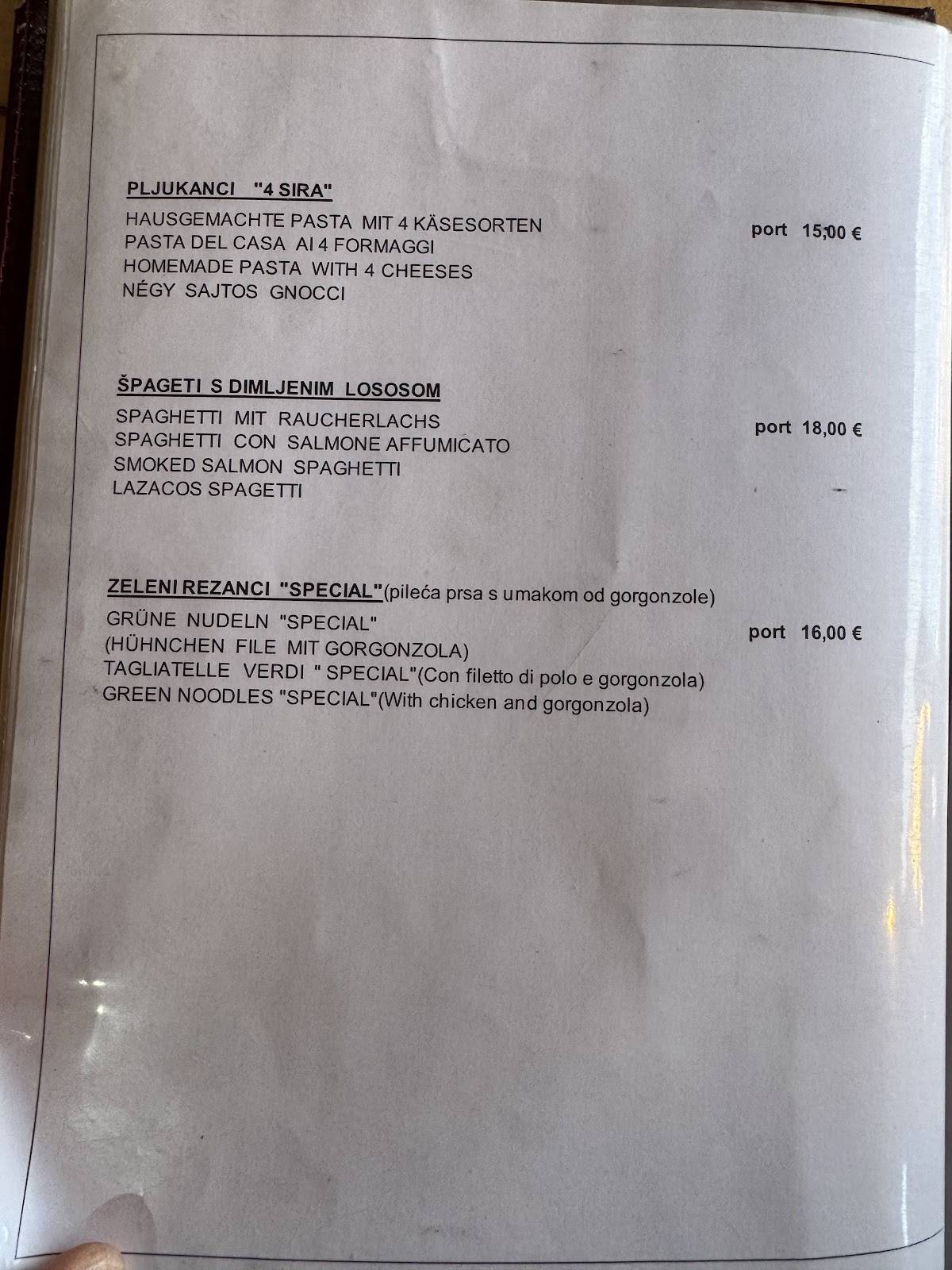 Menu di Restoran Navigator 