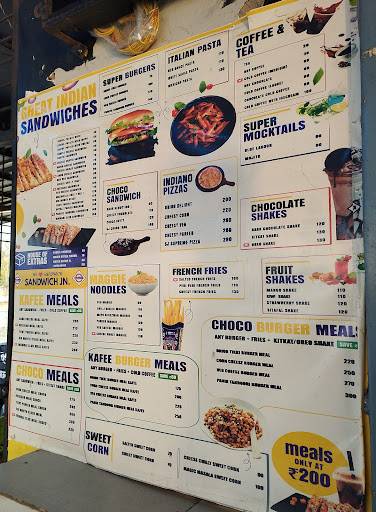 Sandwich Junction, Fast food restaurant menu