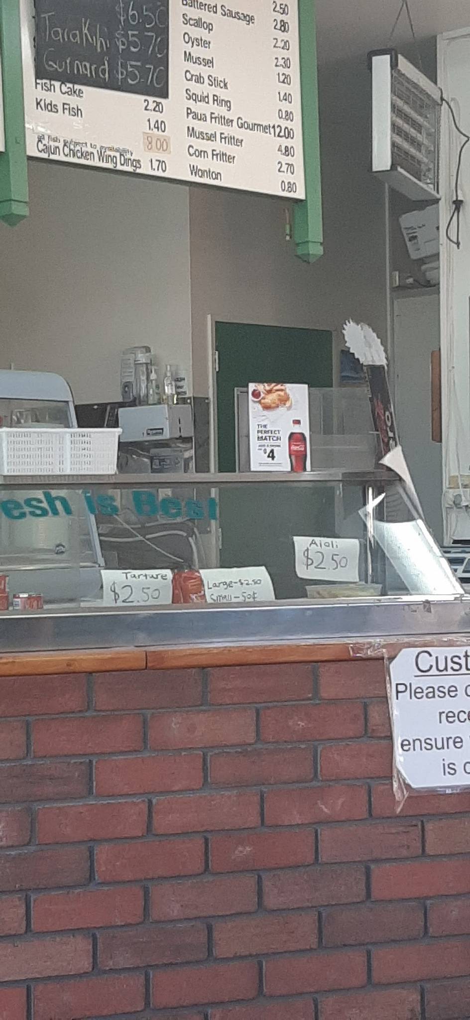 Menu at Shaynes Fresh Fish & Chip fast food, Taupo