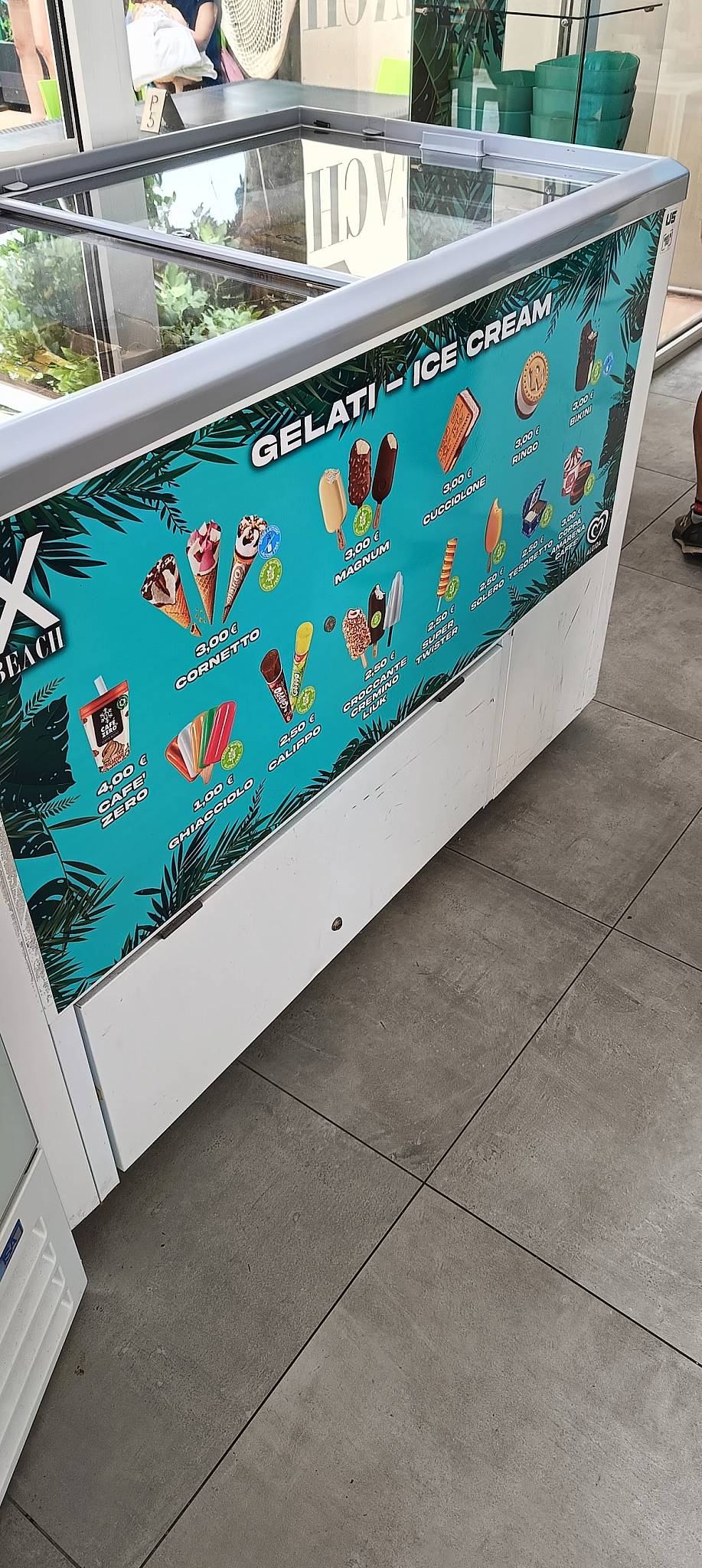 Menu di X Beach 
