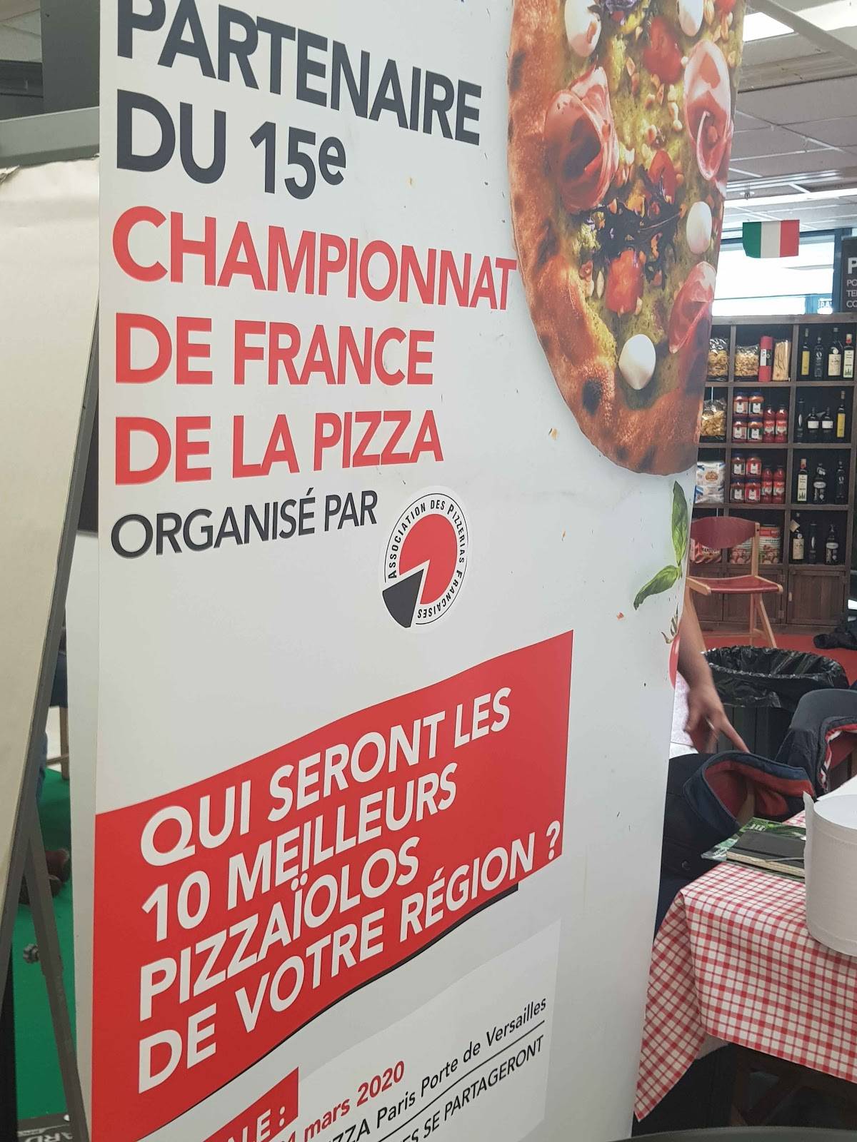Menu de Pizzeria et distributeur à pizzas Chez Lou