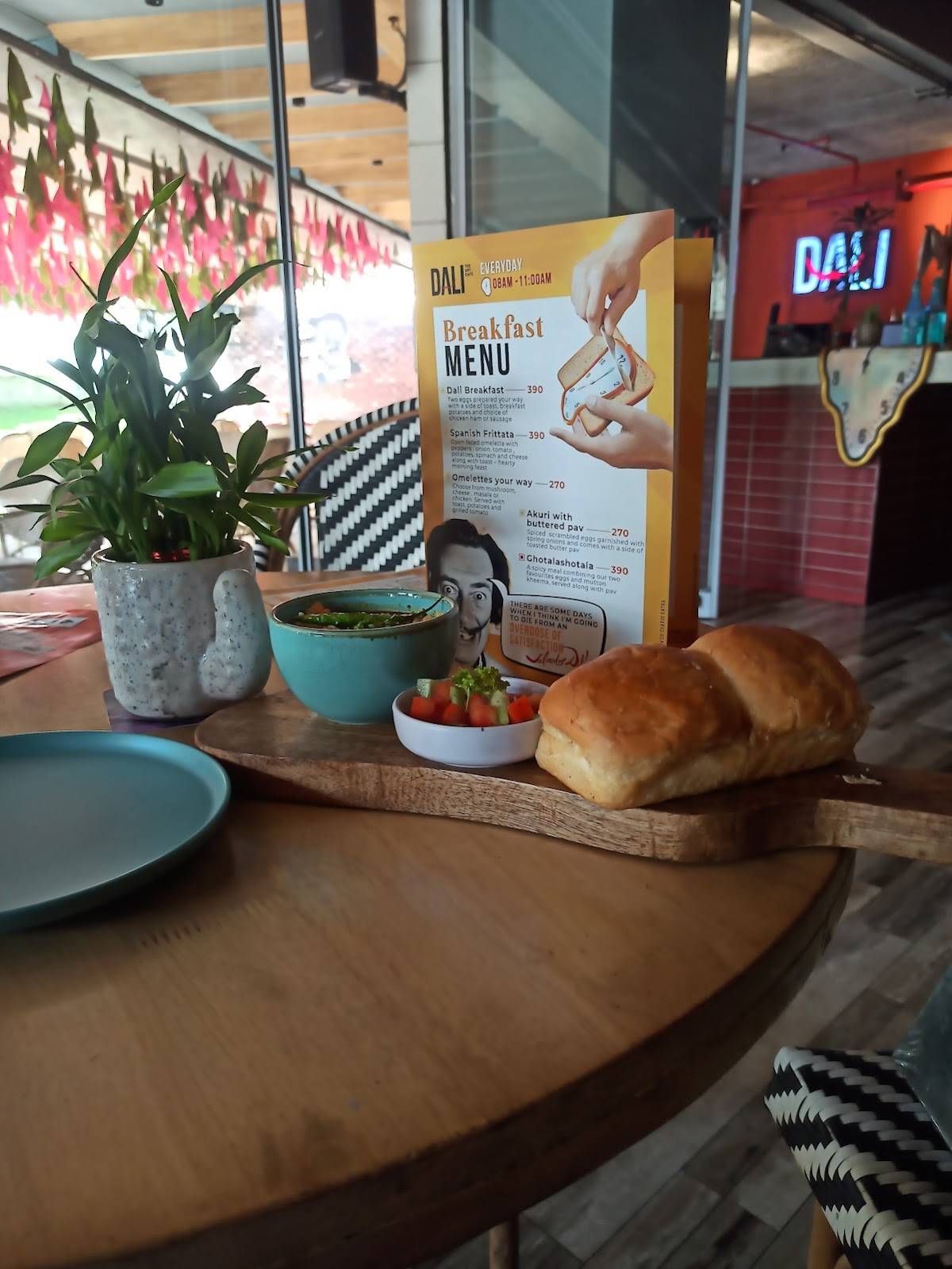 Dali - The Art Cafe' menu