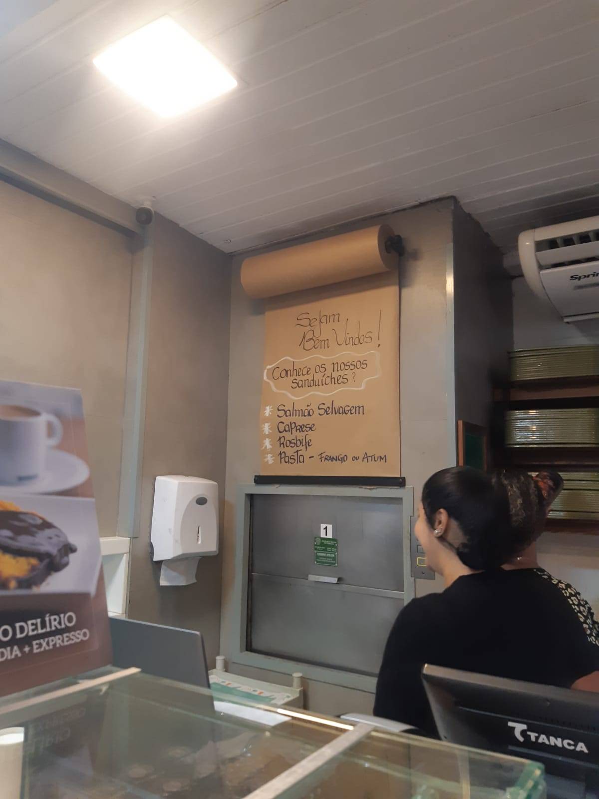 Delírio Tropical cardápio