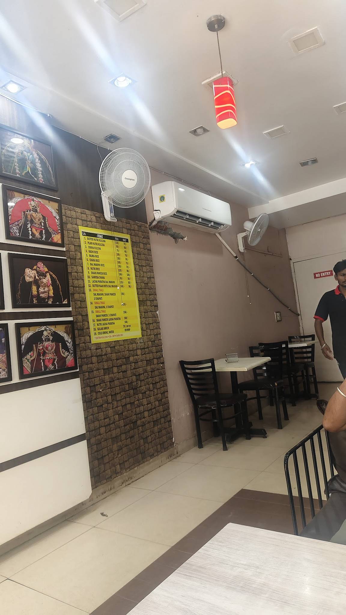 Krishna Kulcha hut - Best Kulcha menu