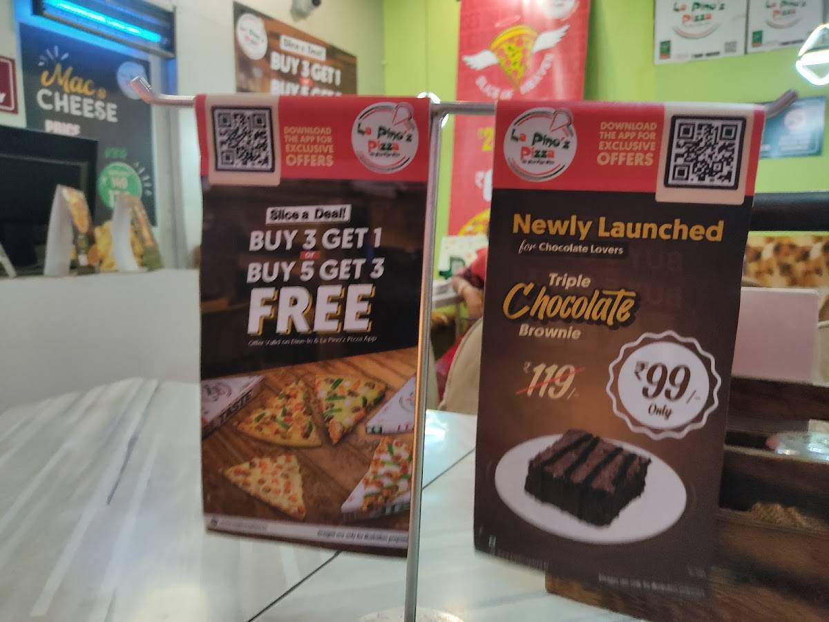La Pino'z Pizza-Kamarpara-Ranaghat, West Bengal menu