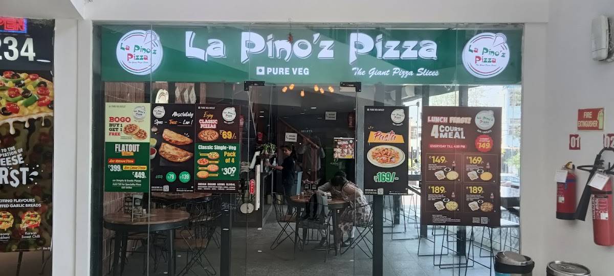 La Pino'z Pizza Ujjain menu