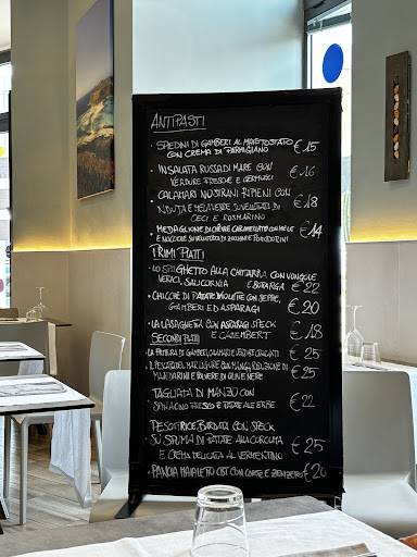 Menu di Luna Restaurant 