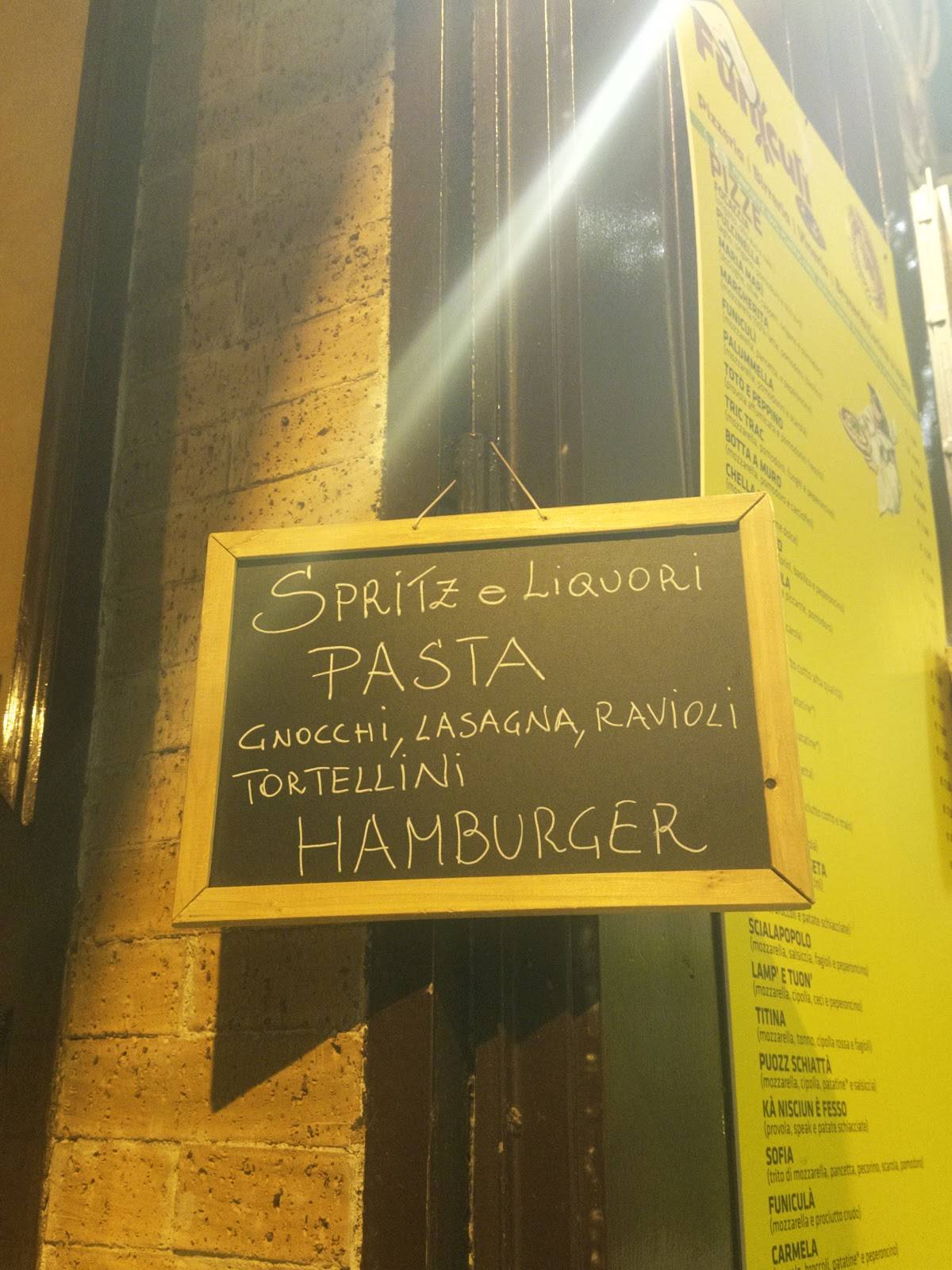 Menu di Pizzeria Funiculì 