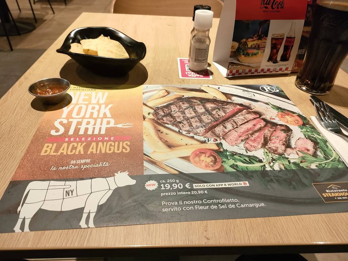 Menu di Roadhouse Restaurant 