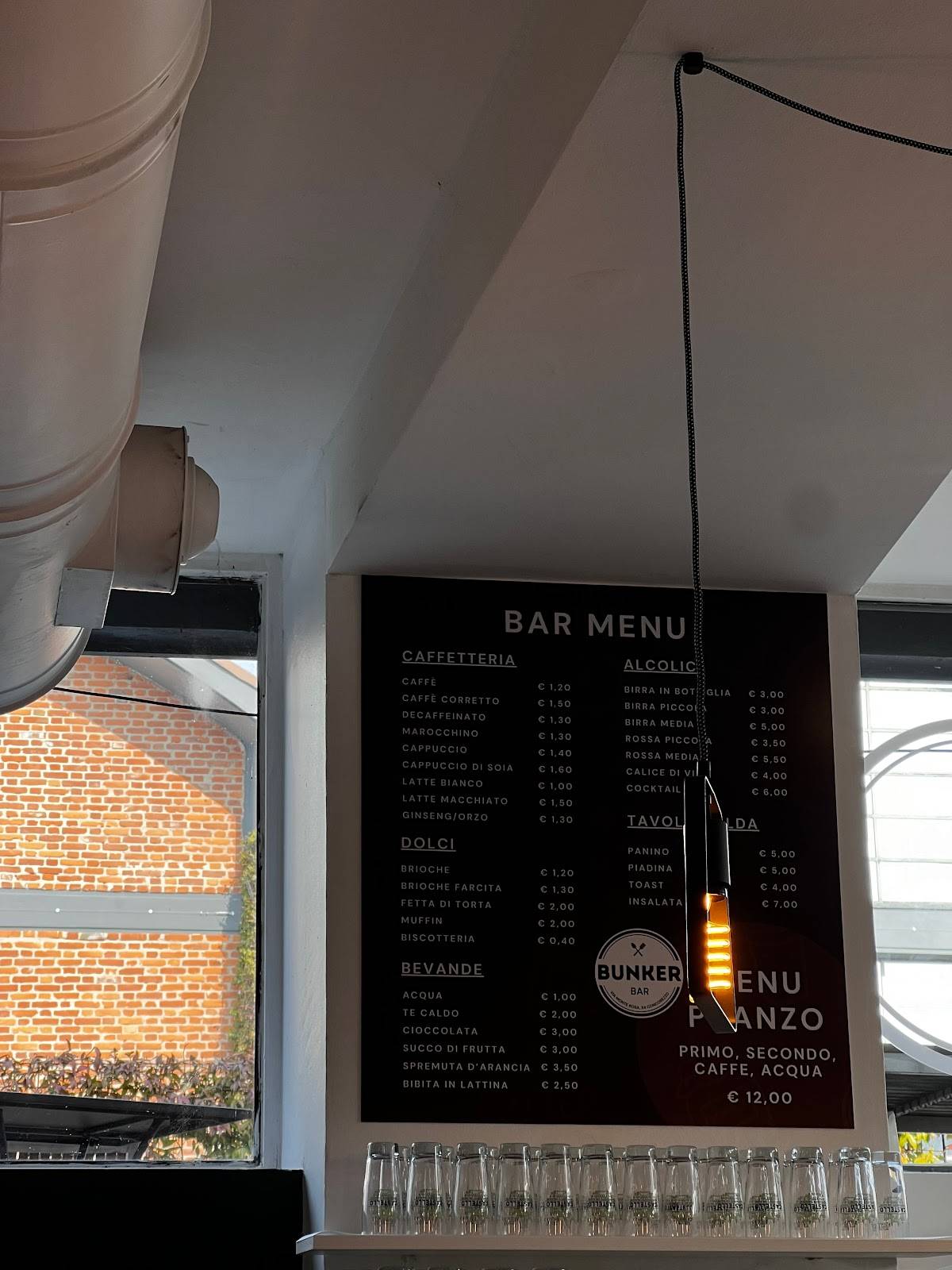 Menu di Bunker Bar 