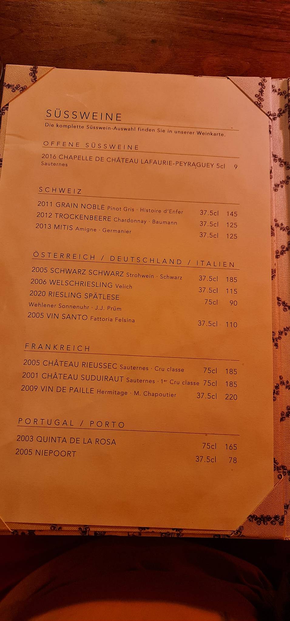 Menu di Carlton 