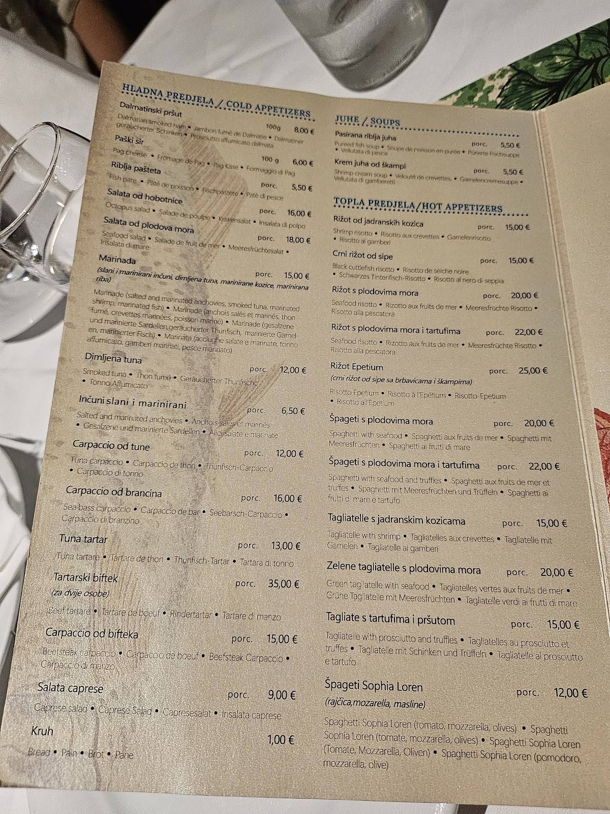 Menu di Epetium 