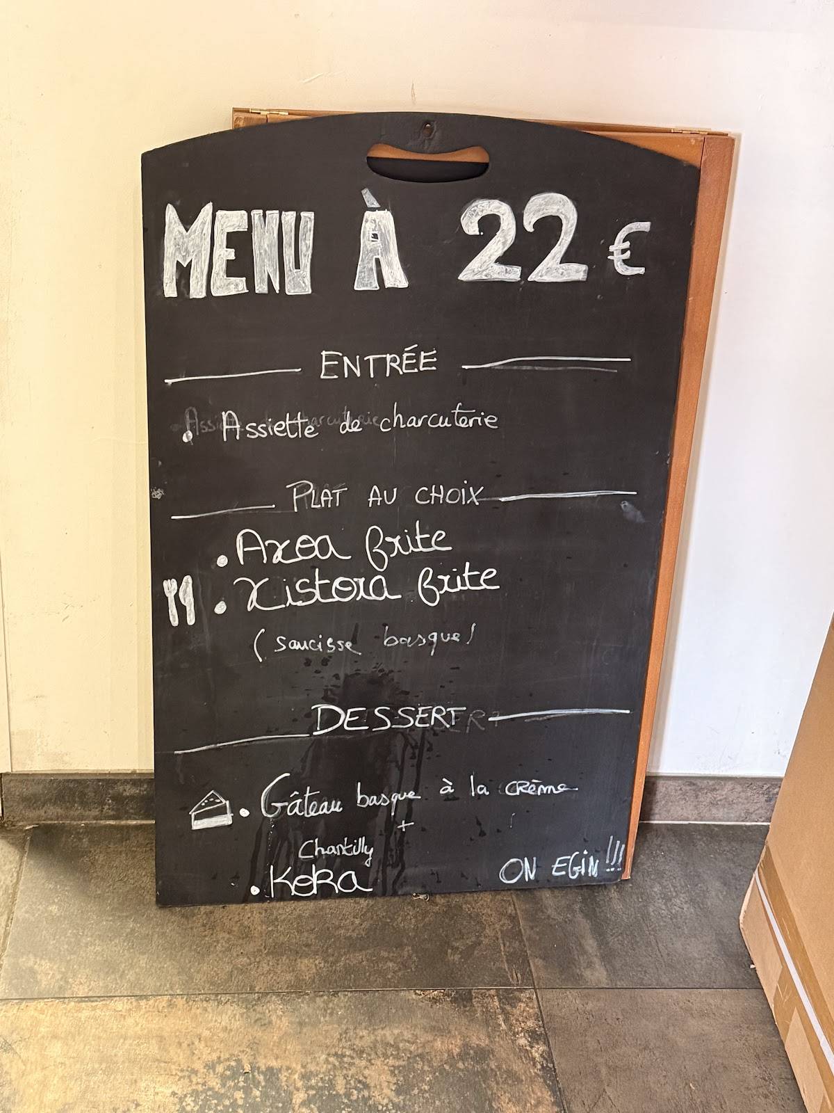 Menu de PIKA Ostatua
