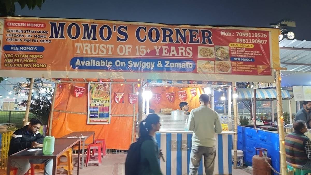 Momo's Corner menu