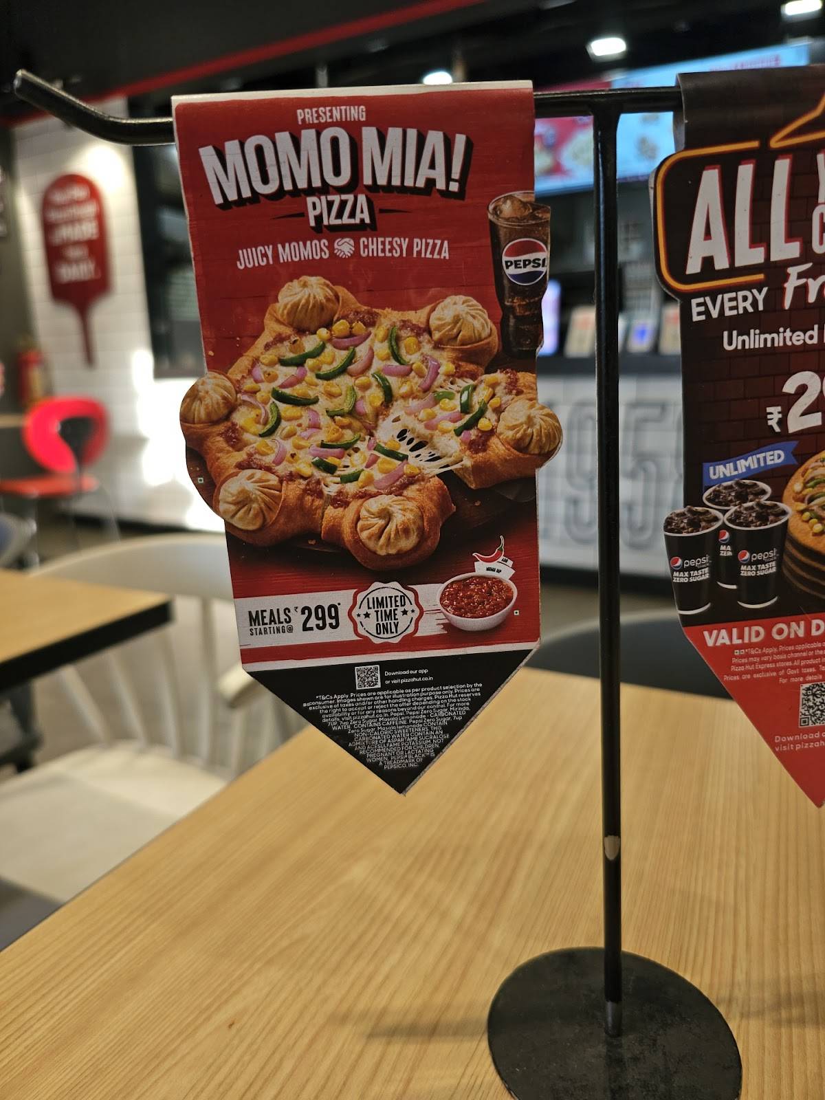 Pizza Hut Raiya Chowk, Rajkot menu