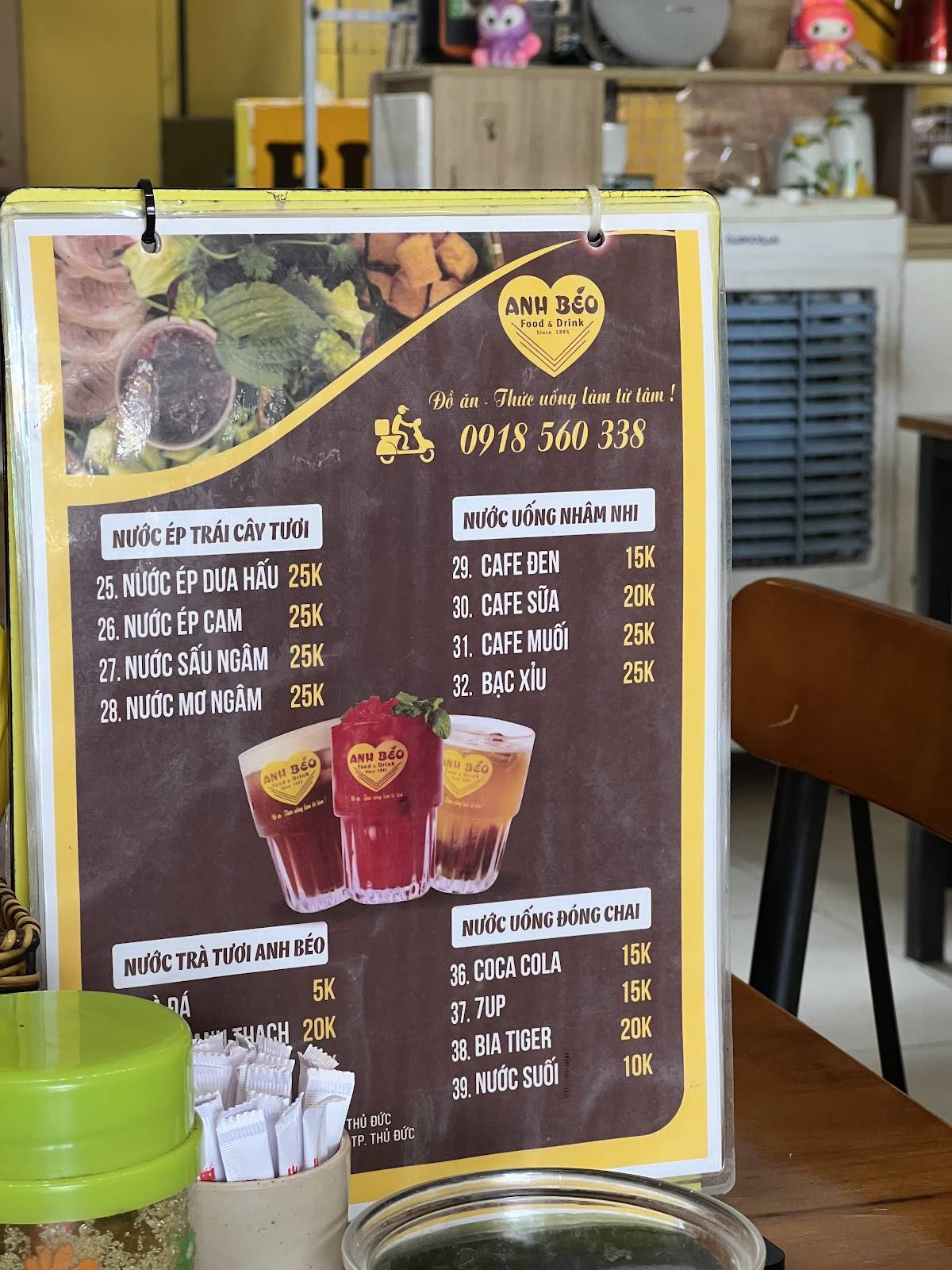 Menu at Quán Ốc Bốc Lửa restaurant, Ho Chi Minh City