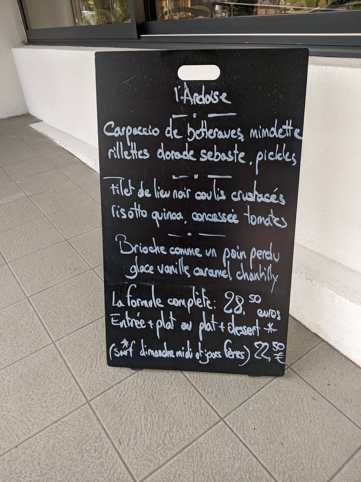 Menu de RESTAURANT DES PETITS POIS SONT ROUGES