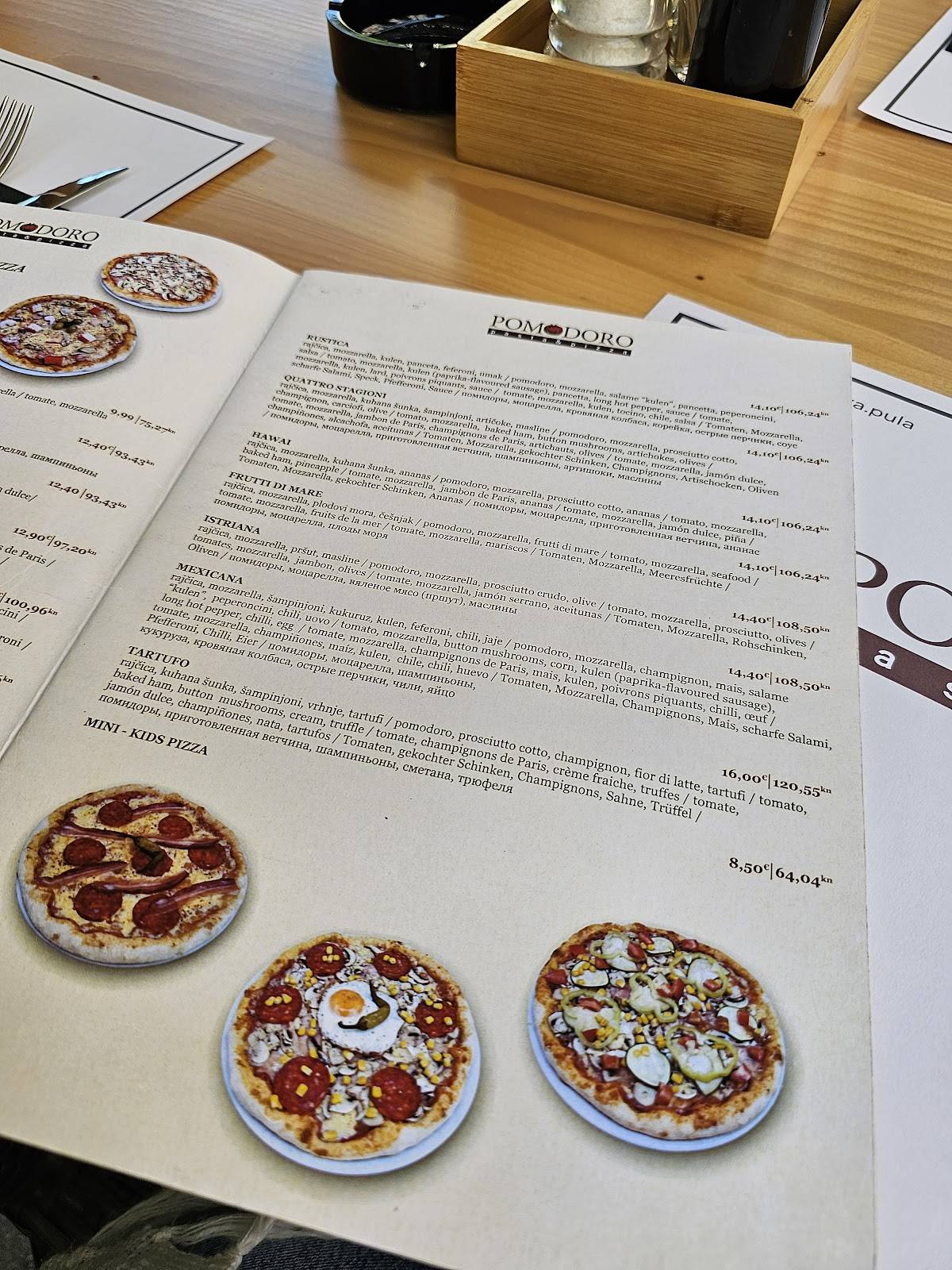 Menu de Restoran Pomodoro