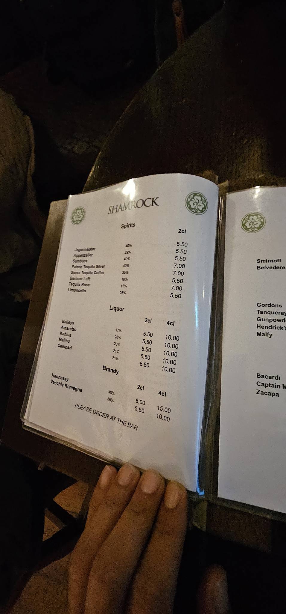 Menu di Shamrock Irish Pub 