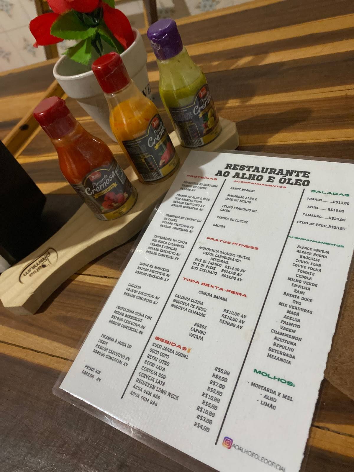 Ao alho e óleo cardápio