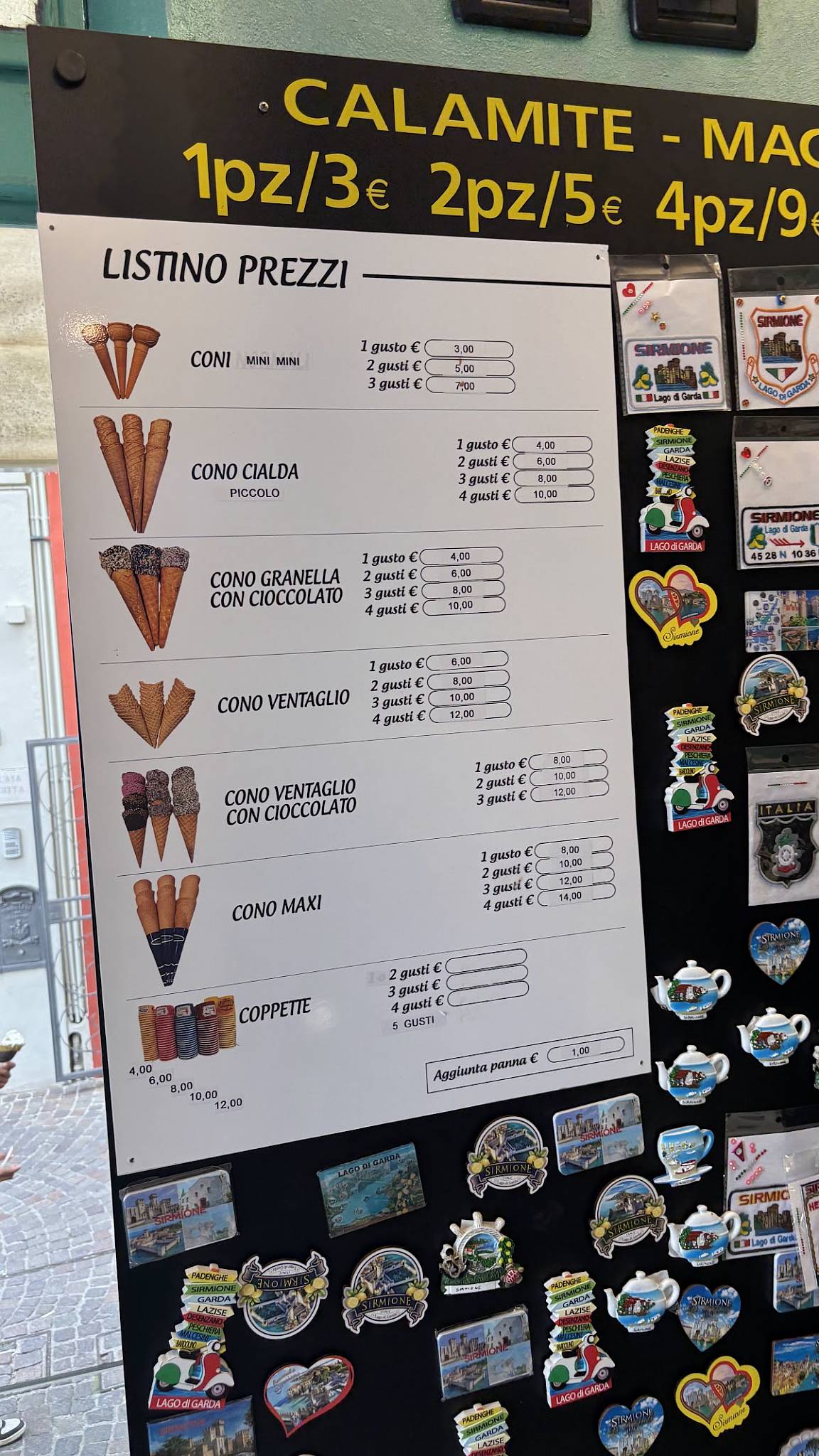 Menu di Gelateria Romeo /Julia (TOURIST TRAP) 