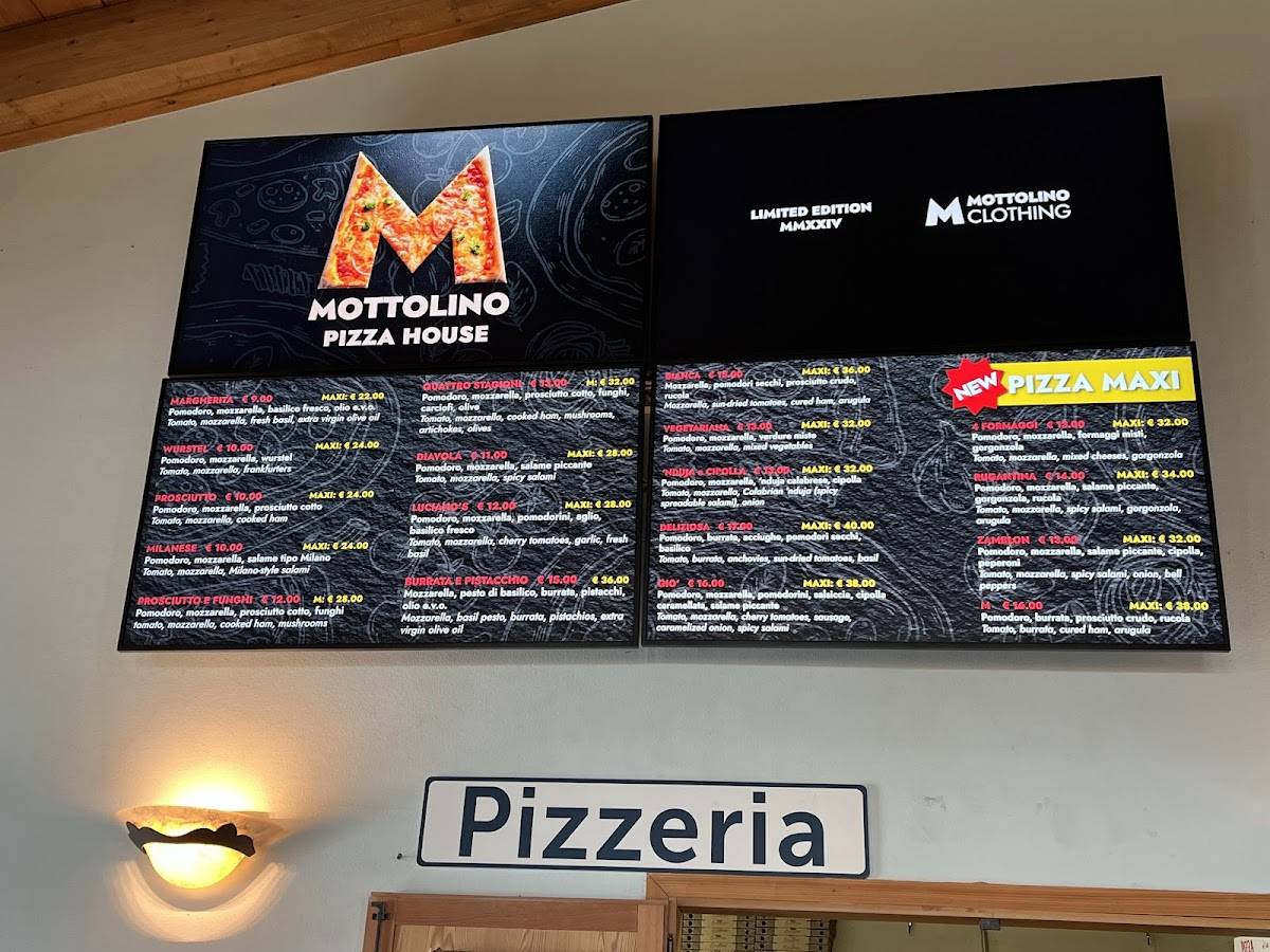 Menu de Mottolino M'Eating Point (2400m): Mountain Hut, Bike Park & Ski Resort