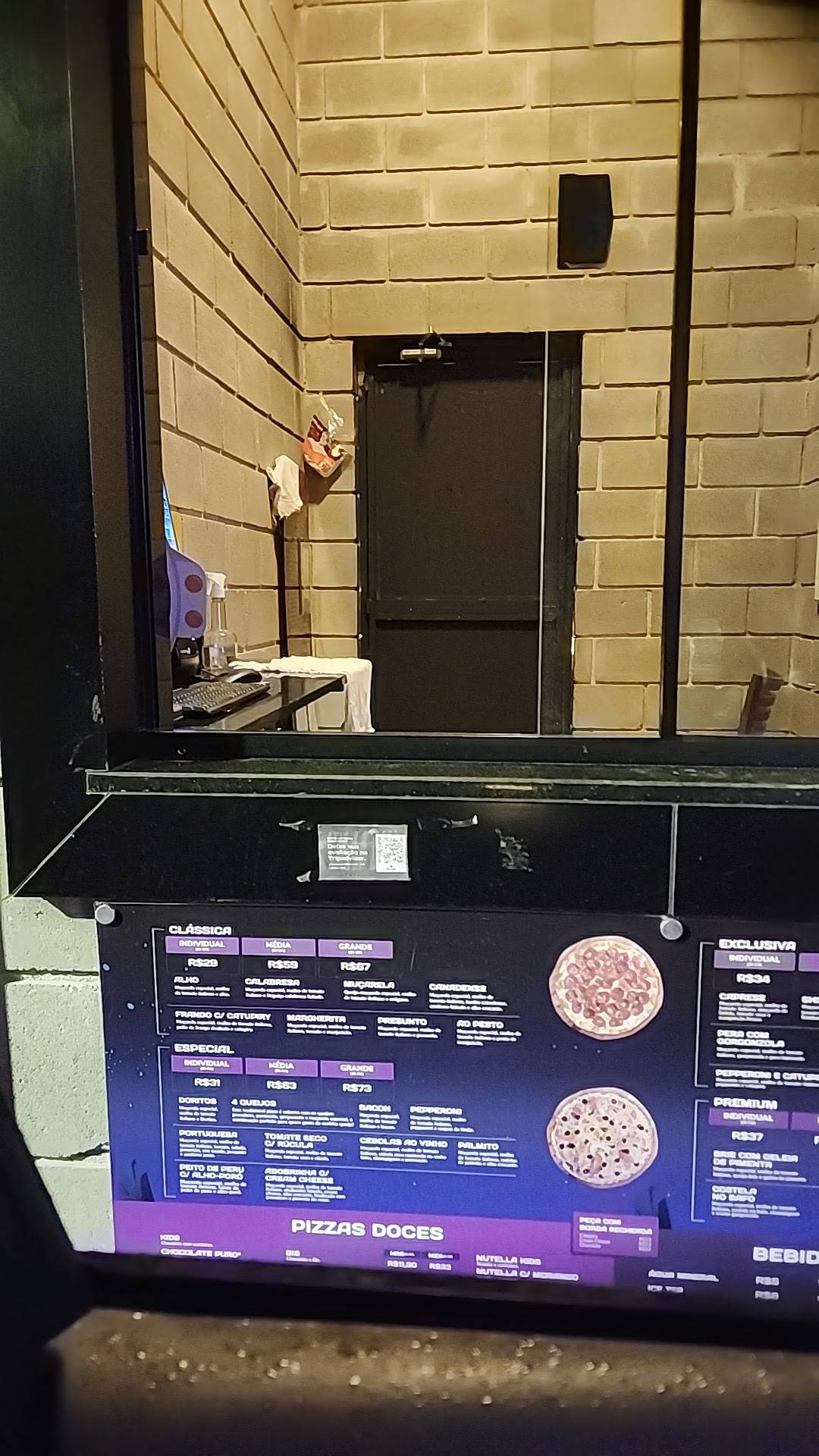 NINE PIZZARIA TEMÁTICA cardápio