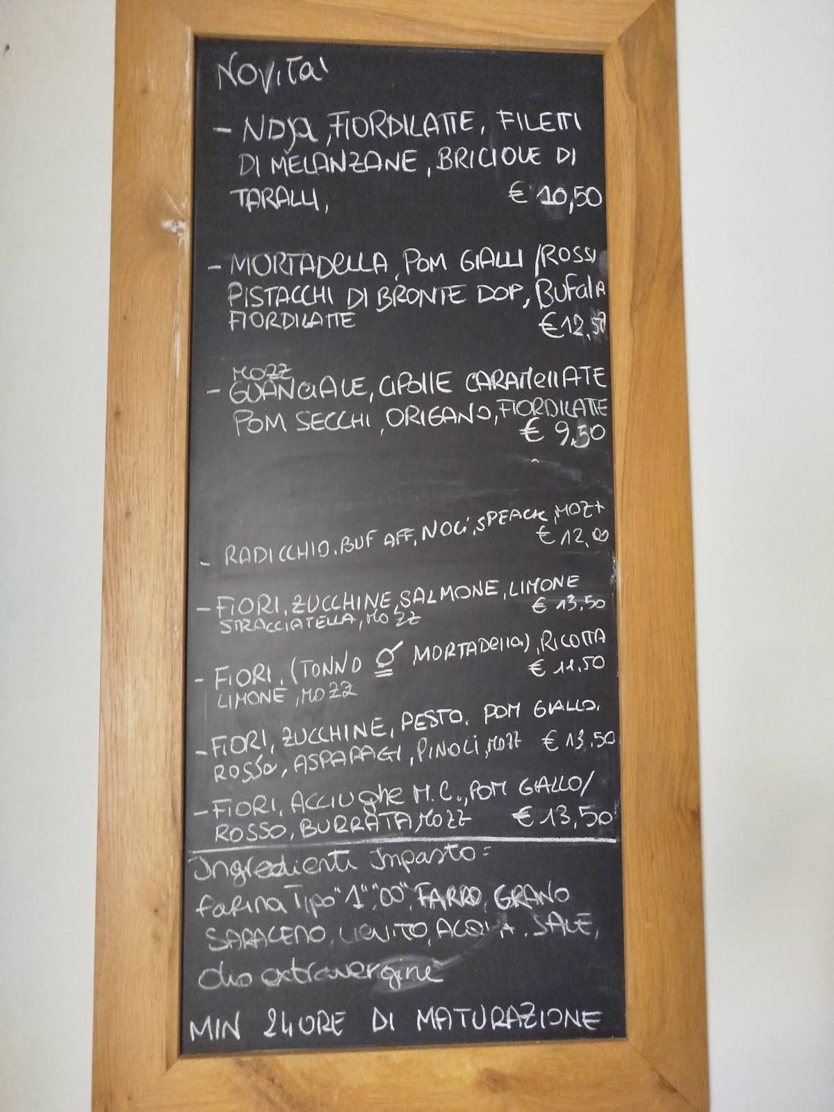 Menu di Pizzeria La Torre di Pizza 