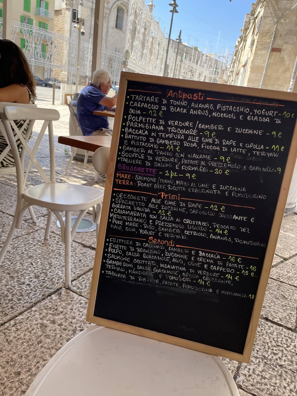 Menu di XO - Eat. Drink. Listen. 