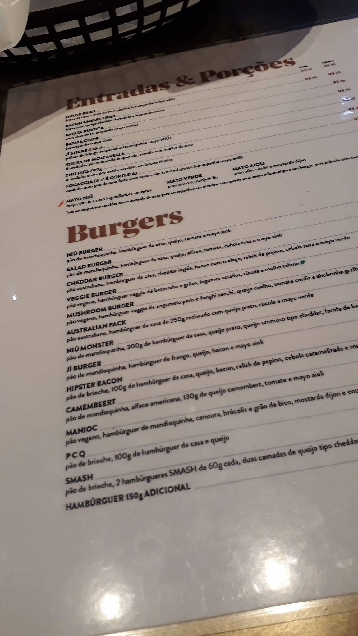 NIÚ Burger 3 Beer cardápio