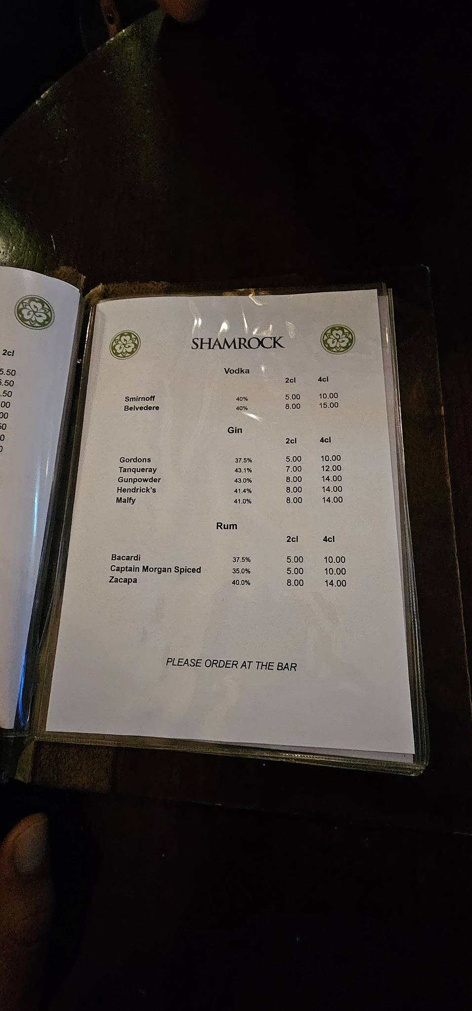Menu di Shamrock Irish Pub 
