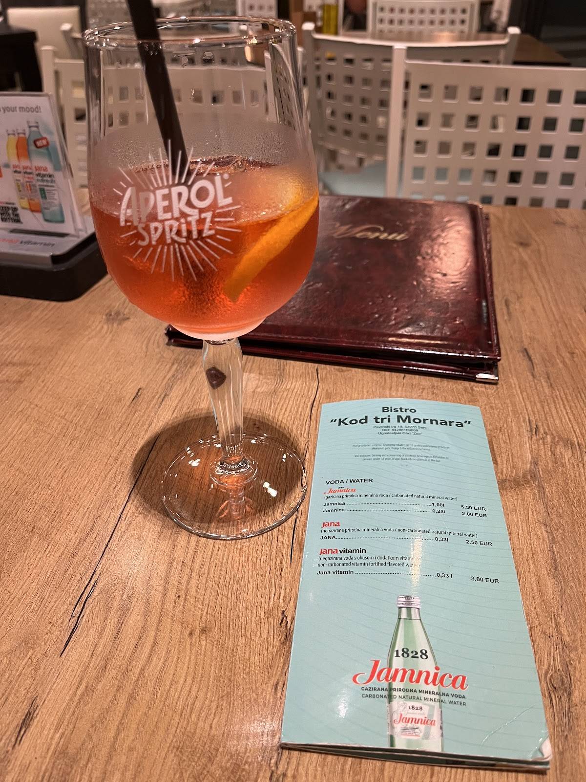 Menu di Bistro i Caffe bar "Kod tri mornara" 