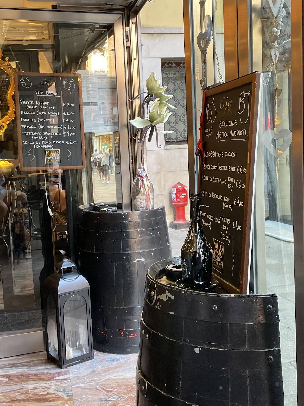 Menu di Blackjack Bar 