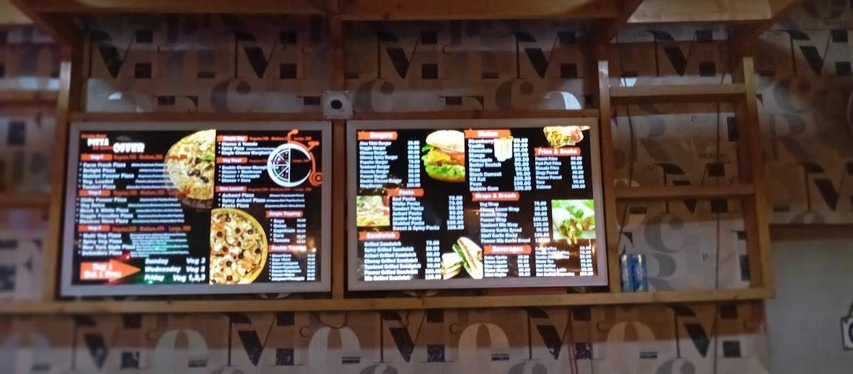 CB Pizza Maker menu