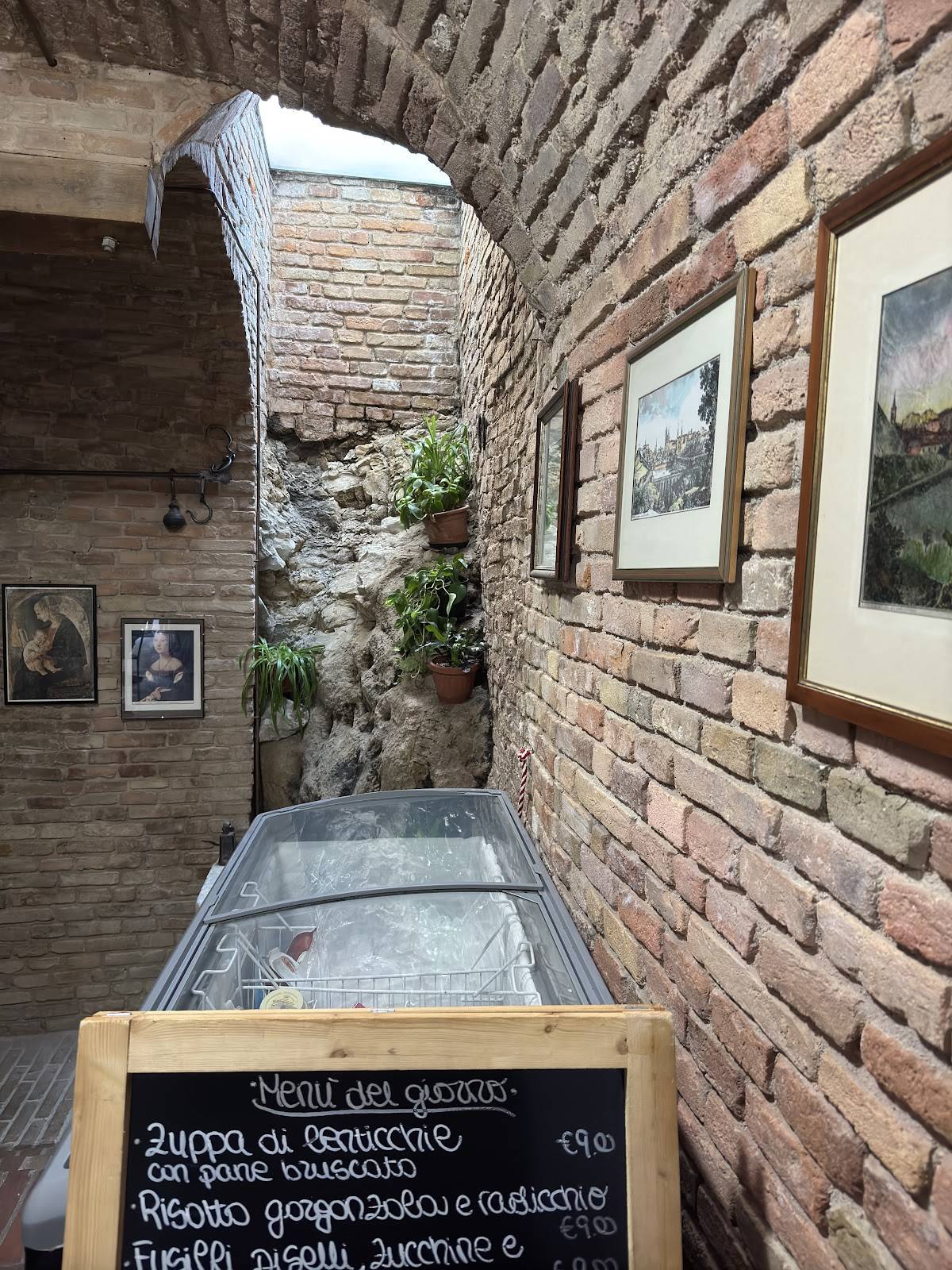 Menu di Caffè Dell'accademia 