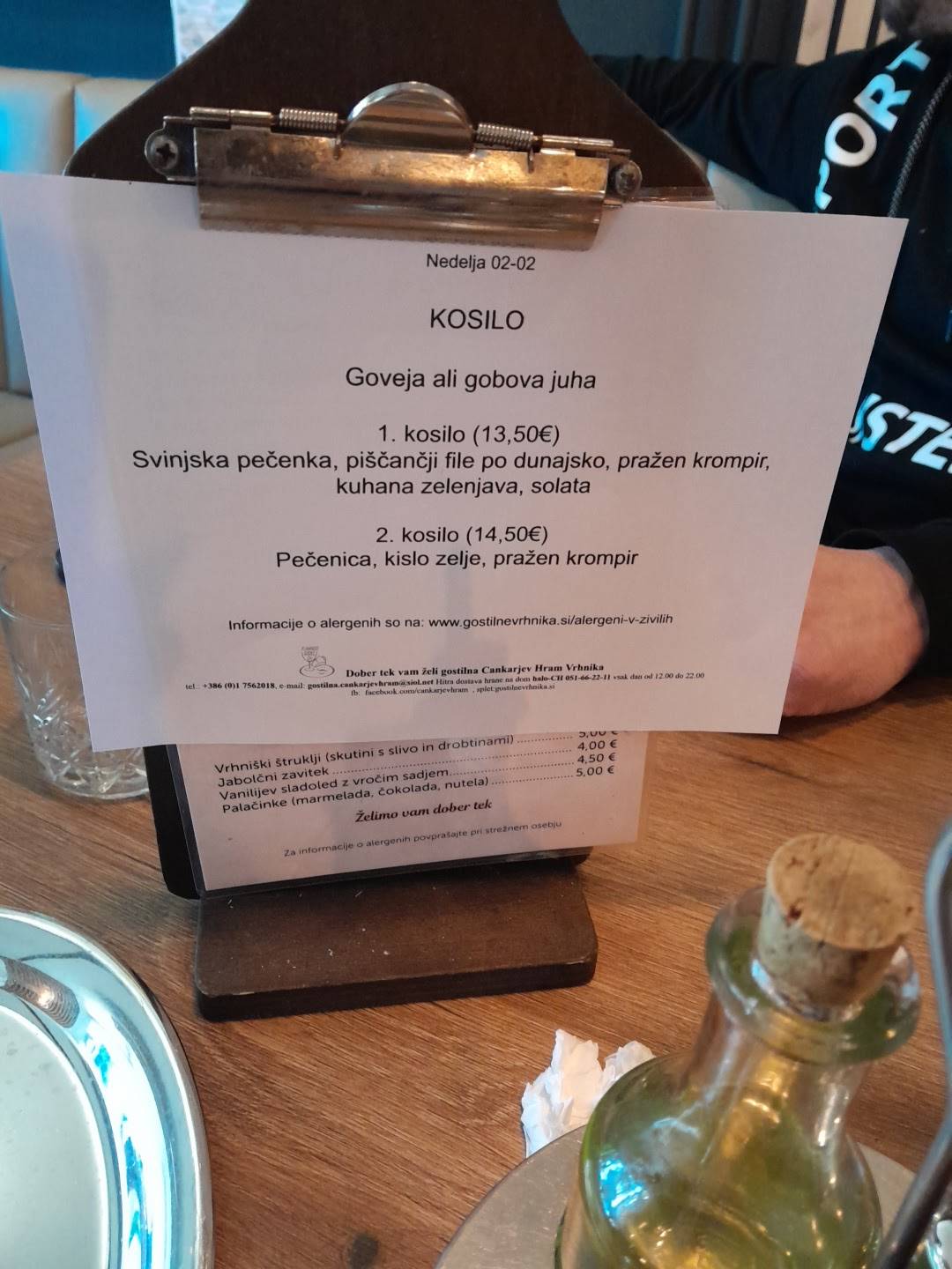 Menu di Cankarjev Hram 