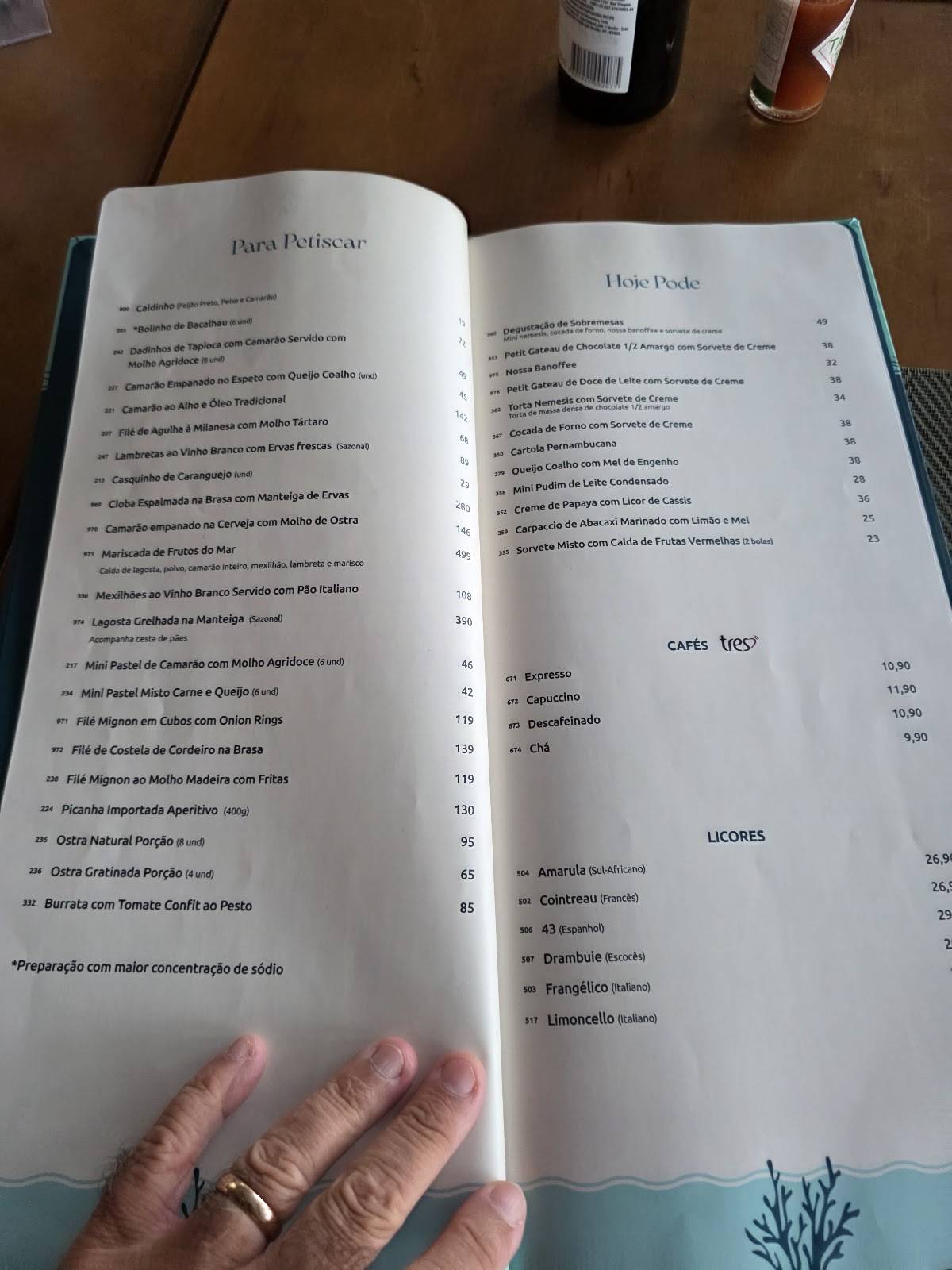 Entre Amigos Praia cardápio