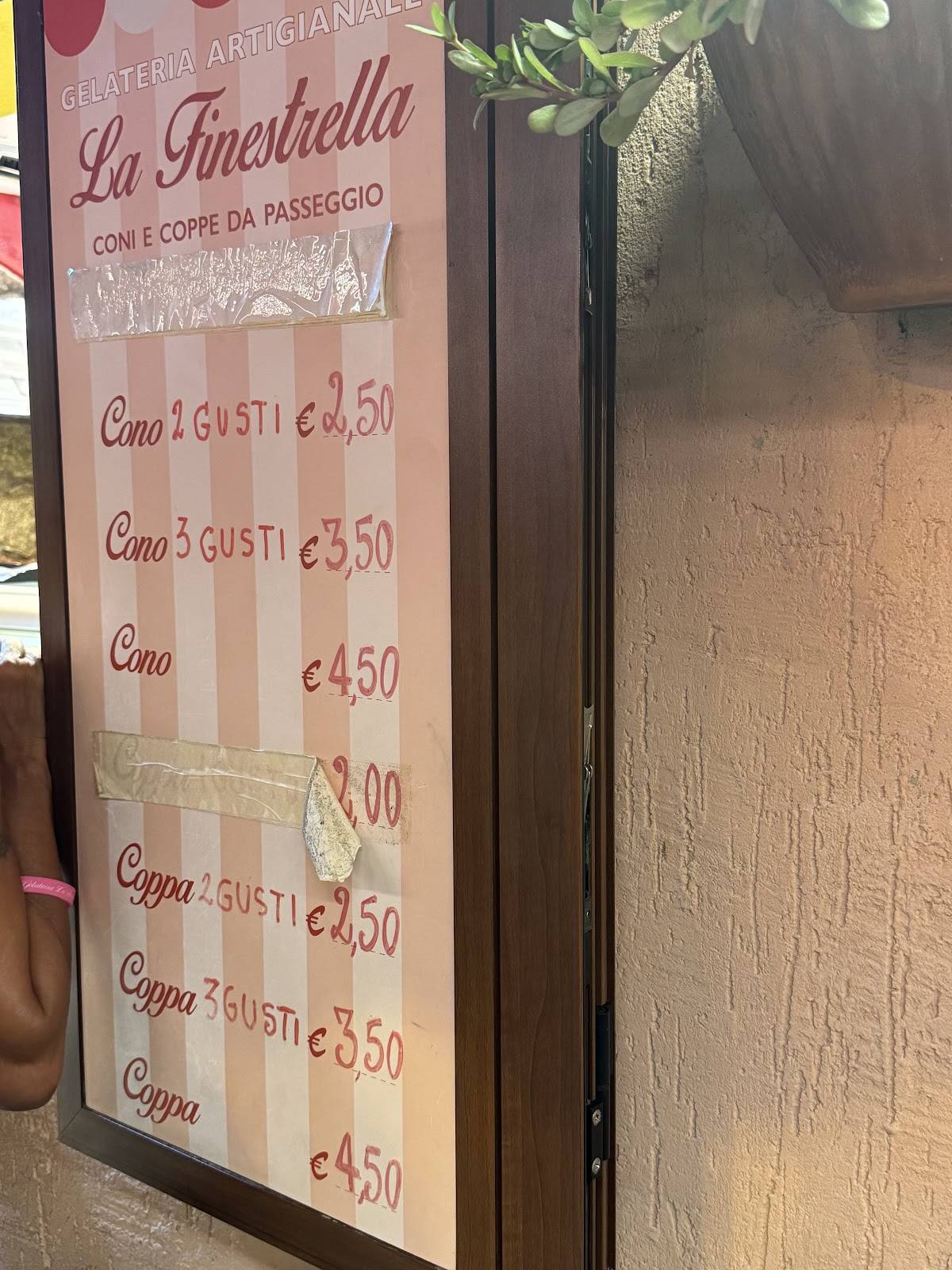 Menu di Gelateria La Finestrella 