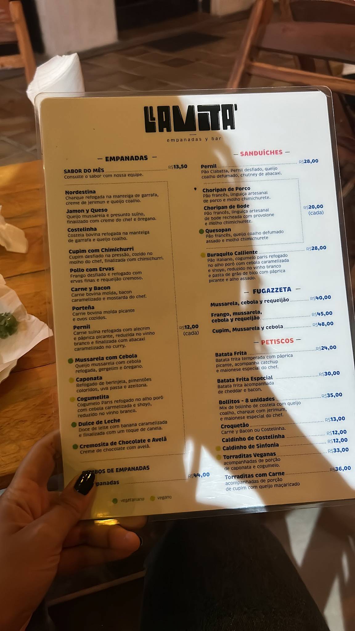 LLAMITA - Empanadas y Bar cardápio