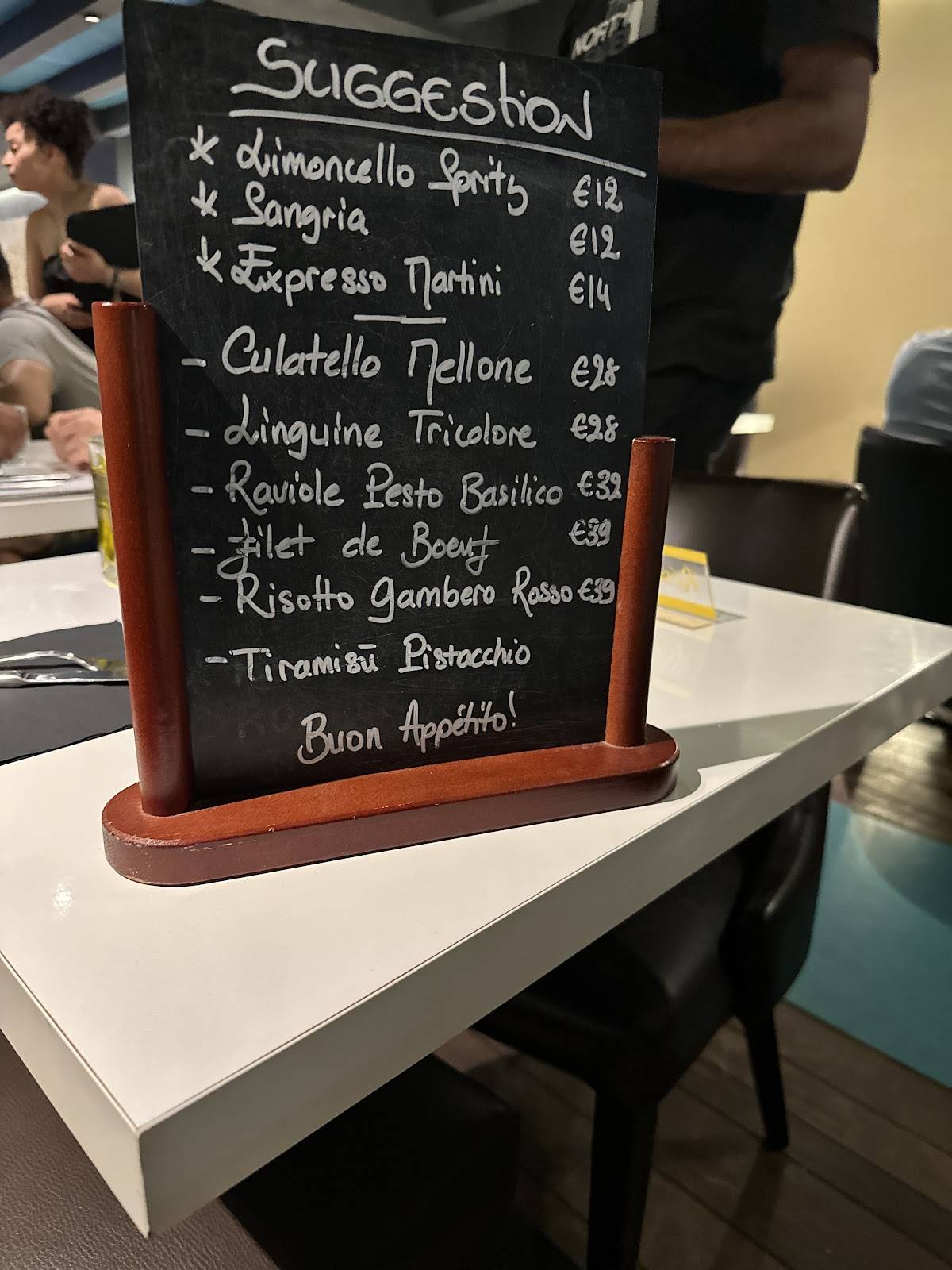 Menu de L'oliveto Paris