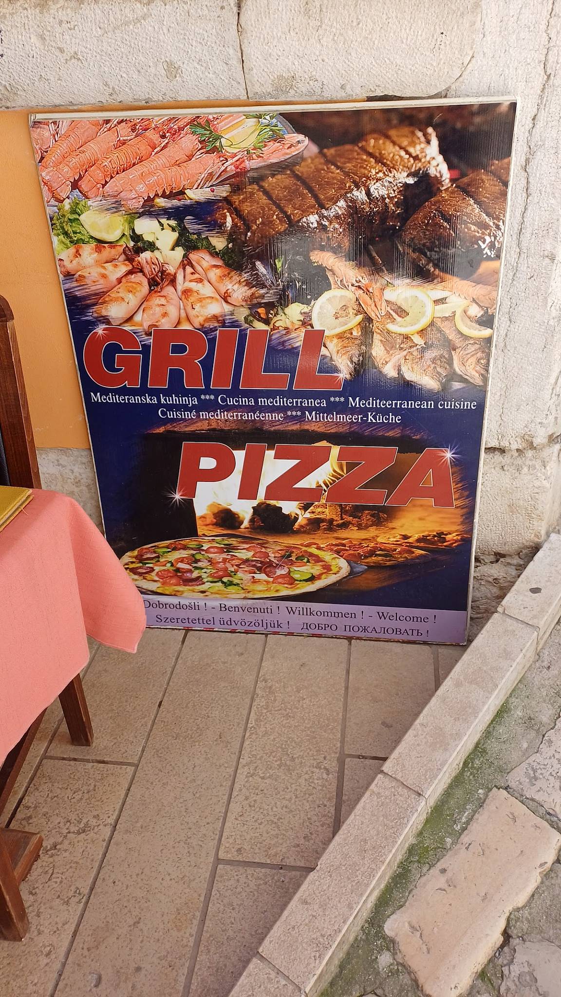 Menu di Adria Restaurant & Pizzeria 