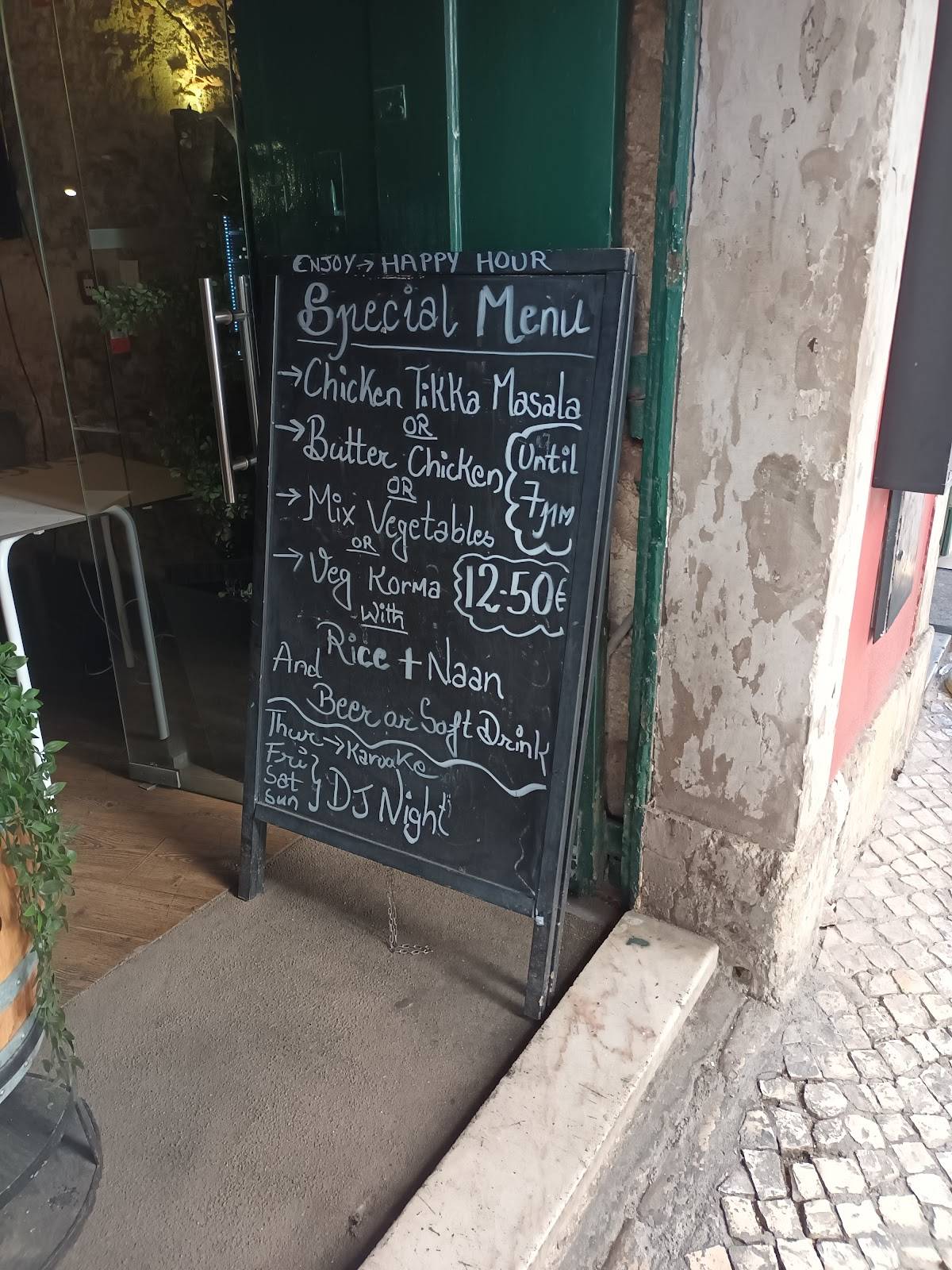 Menu at Cinnamon Indian Tapas Bar Cais Do Sodre, Lisbon