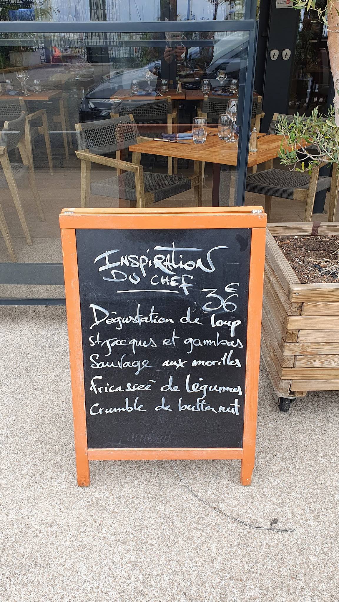 Menu au Le Paradis Marin restaurant, Saint-Laurent-du-Var, 230 Quai la ...